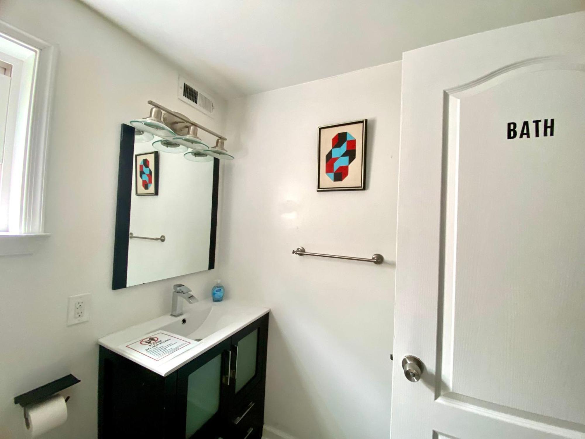 Cozy House At South Philly New Bold
