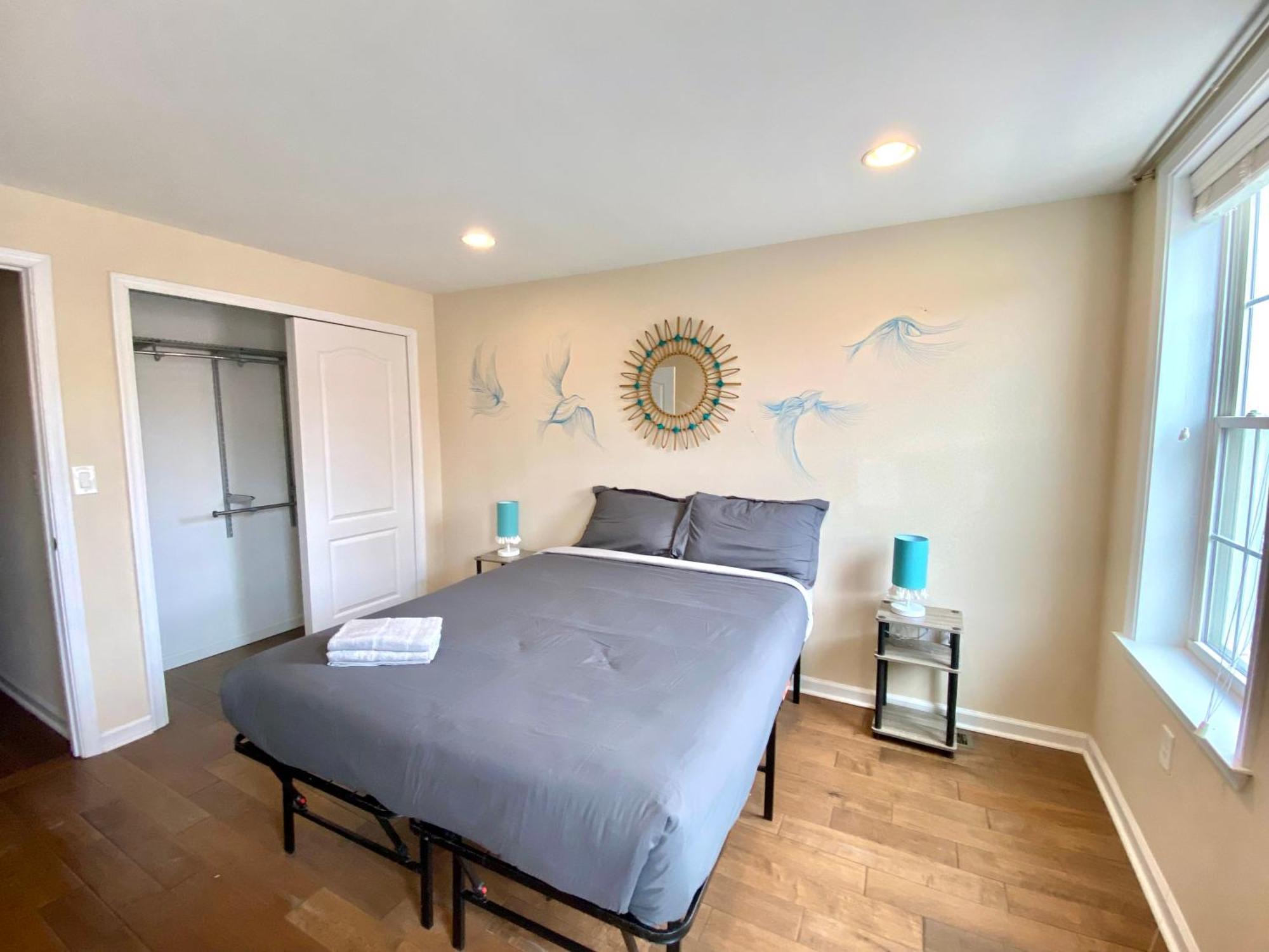 Cozy House At South Philly New Bold