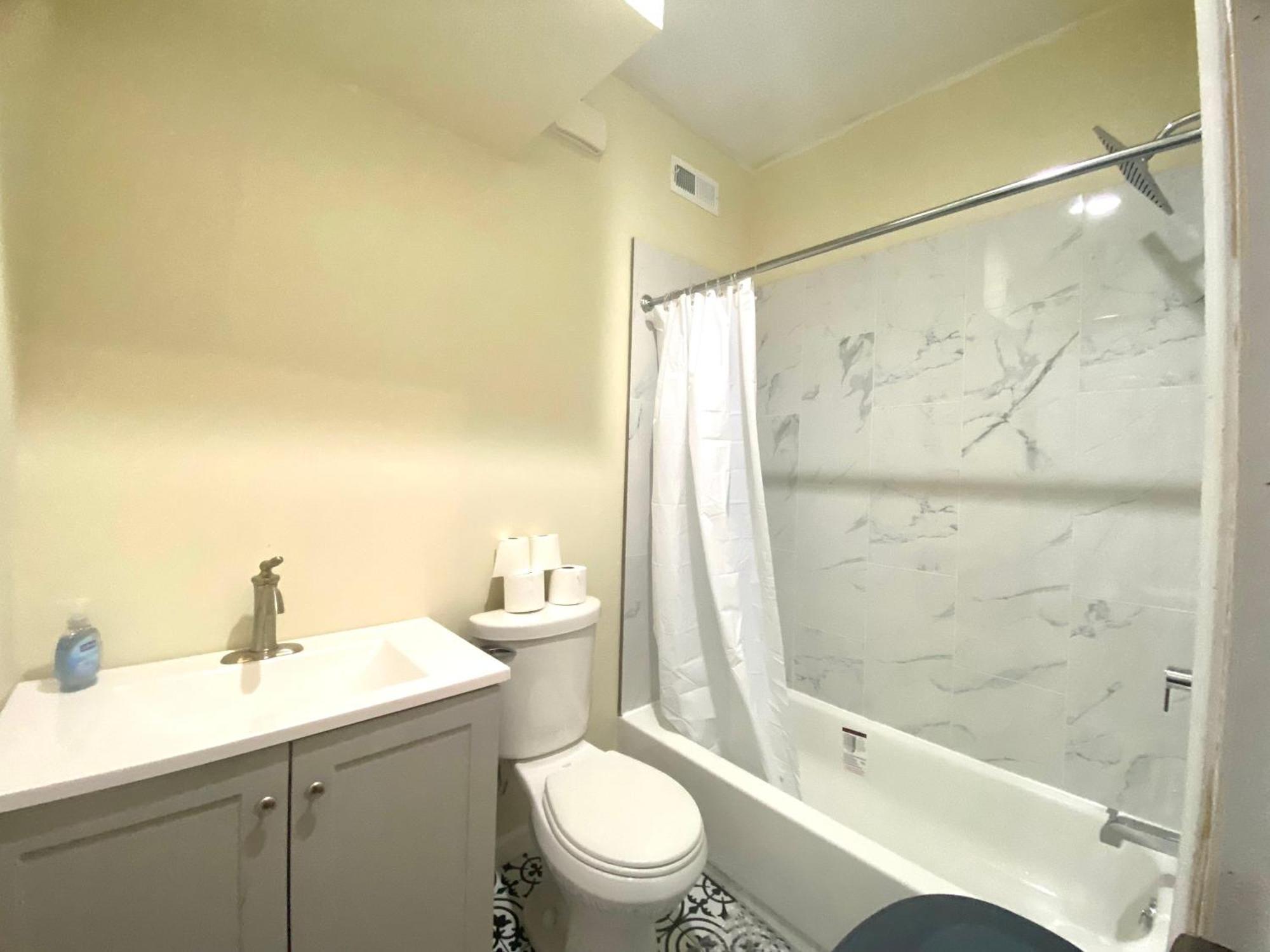 Cozy House At South Philly New Bold Guest house