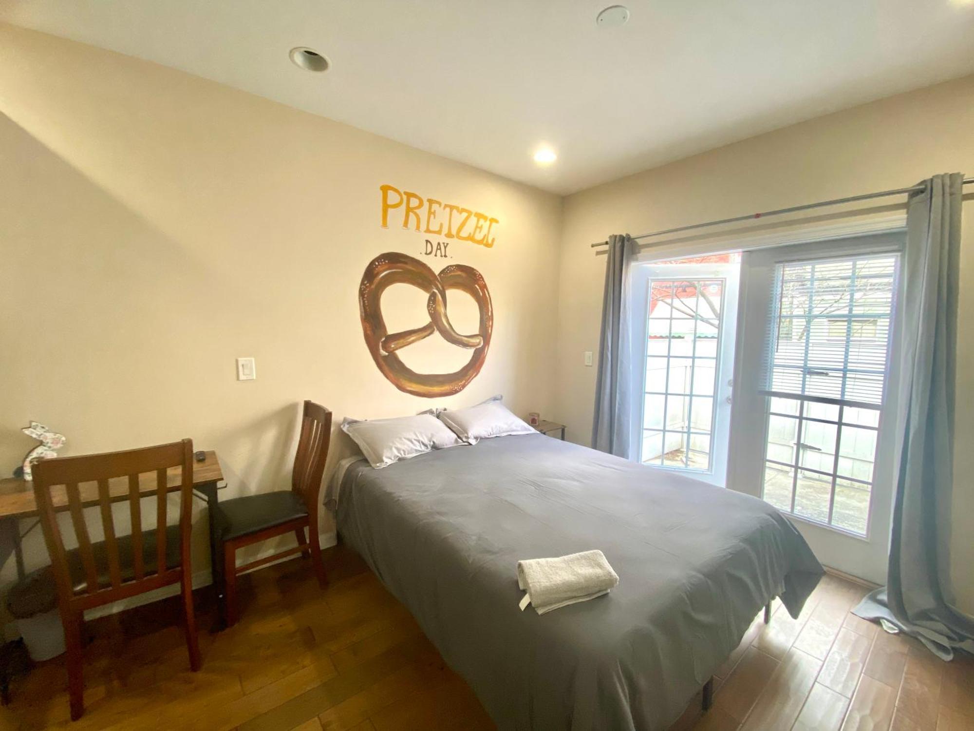 Cozy House At South Philly New Bold Guest house Philadelphia
