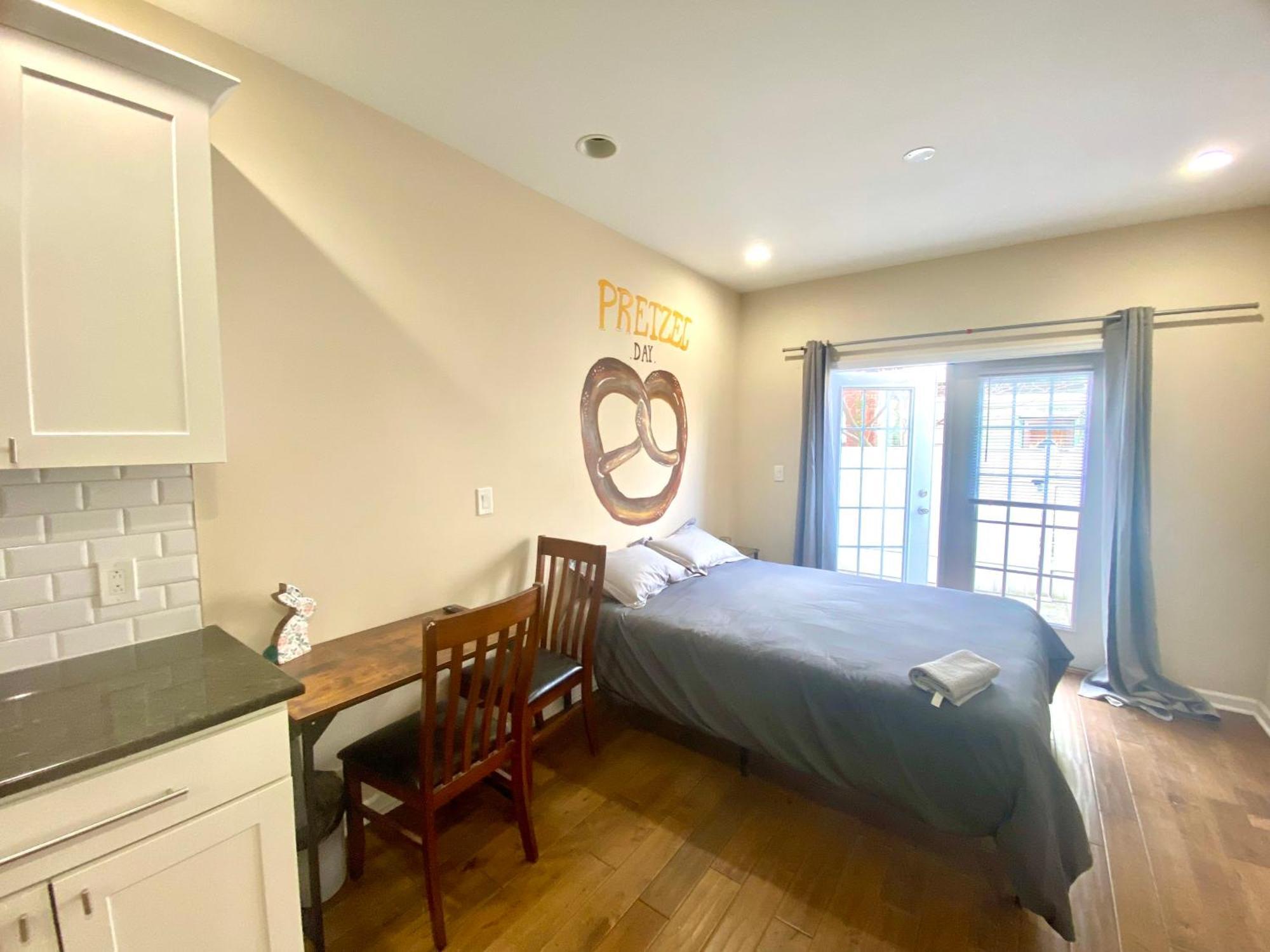 Cozy House At South Philly New Bold